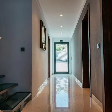 Villa Mediterraneo Santa Cruz